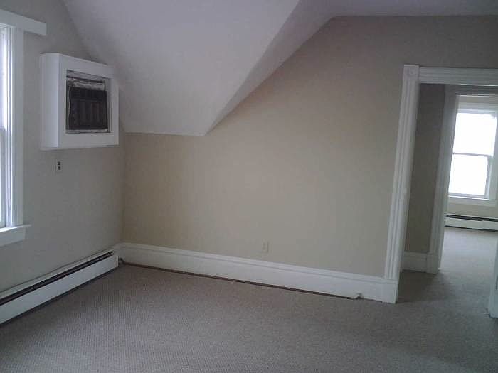 2nd image of 1092 7th Ave APT 2