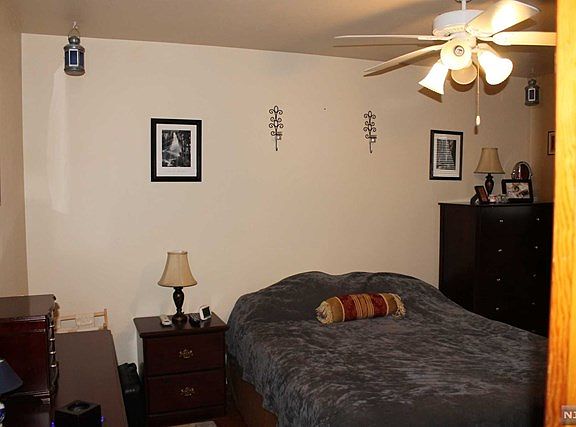 3rd image of 7-31 Cedar St #1X