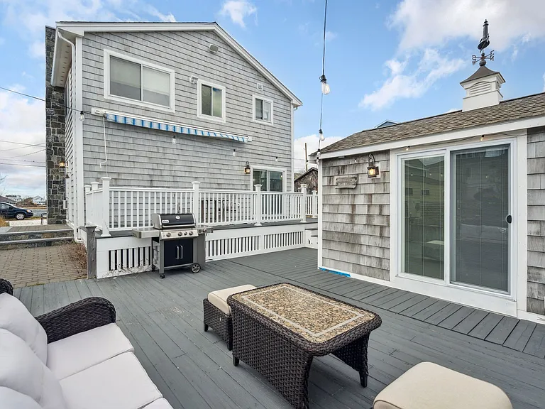 20 Basin St — Photo 31