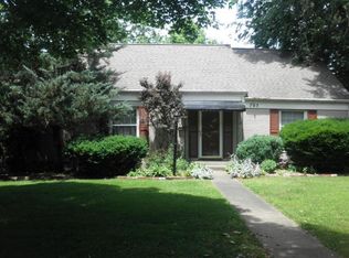 705 E Kingsbury St, Springfield, MO 65807