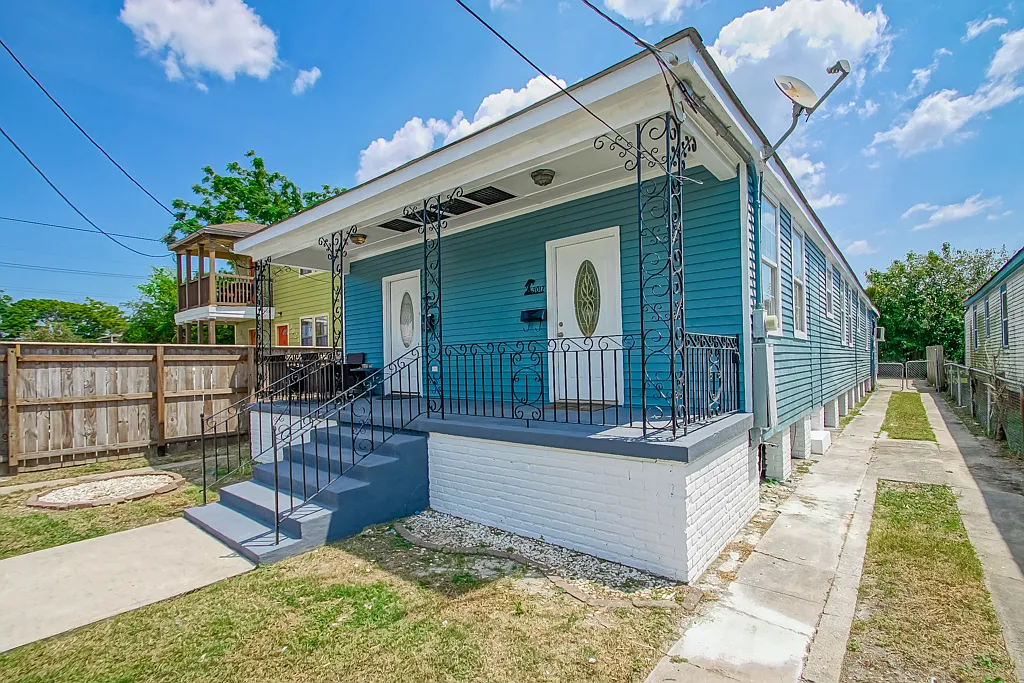 3017 Annette St — Photo 1