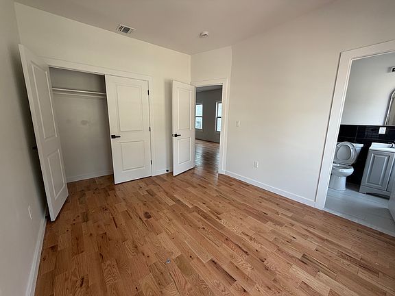 5th image of 183 Woodside Ave #3F