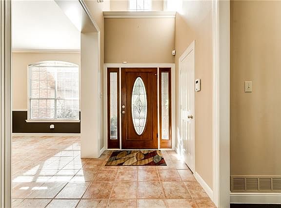 3rd image of 3941 Fawn Dr