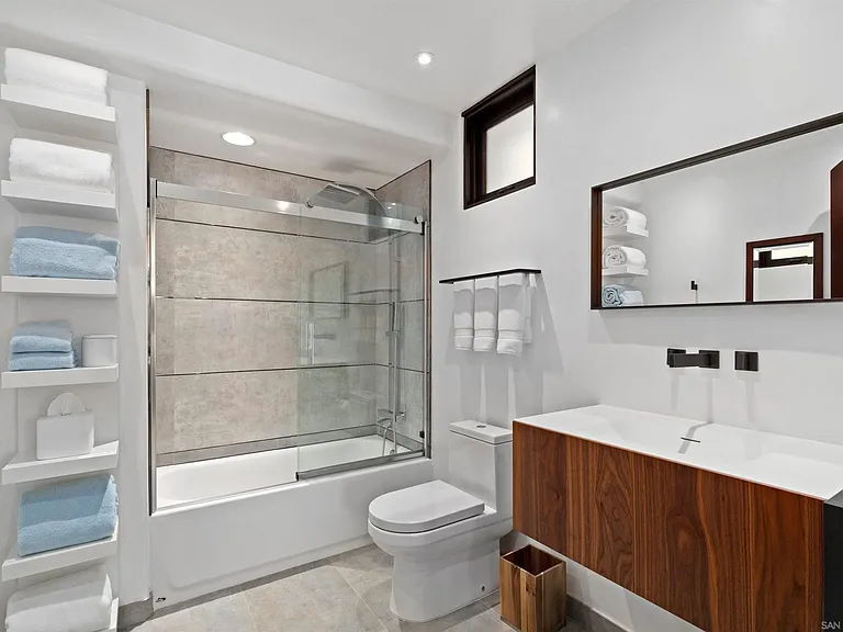 5850 Camino De La Costa — Photo 10