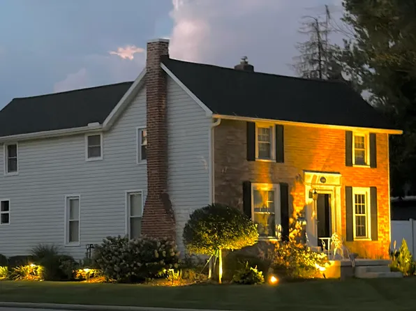 1401 River Rd, Maumee, OH 43537