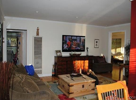 5th image of 18416 Faysmith Ave
