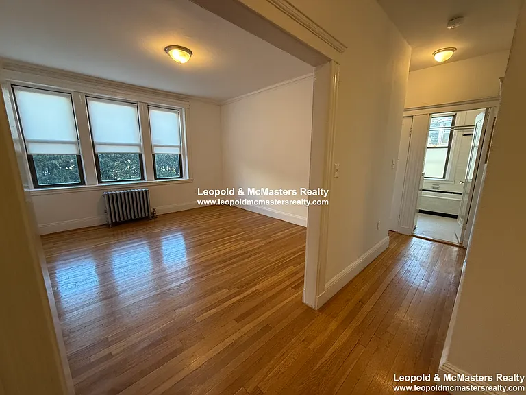 30 Bellevue St #15 — Photo 3