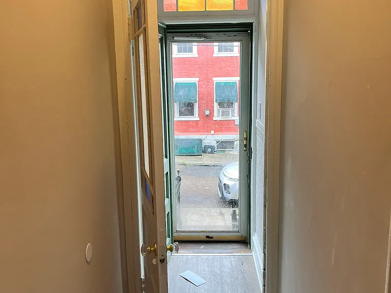905 W Norwegian St — Photo 1