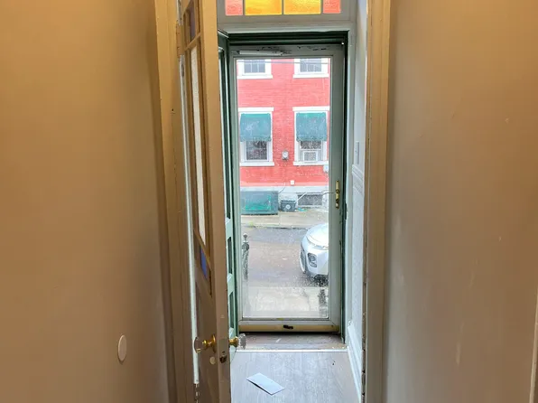 905 W Norwegian St, Pottsville, PA 17901