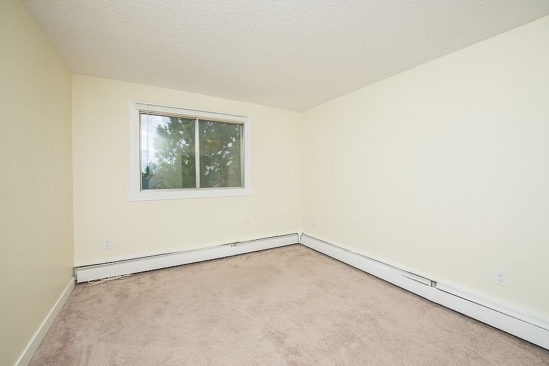 Spruce Grove Apartment for rent - 2 Bedrooms — photo 19