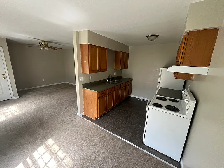 417 N Walnut St #2 — Photo 7