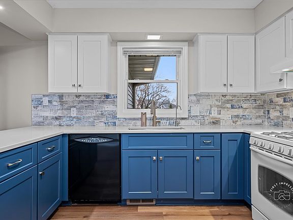 4th image of 701 Viking Dr