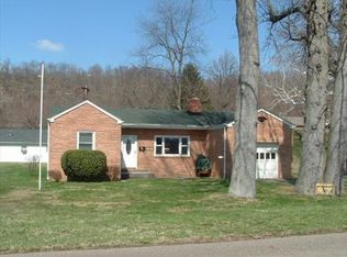 1113 Ohio Ave, Gallipolis, OH 45631