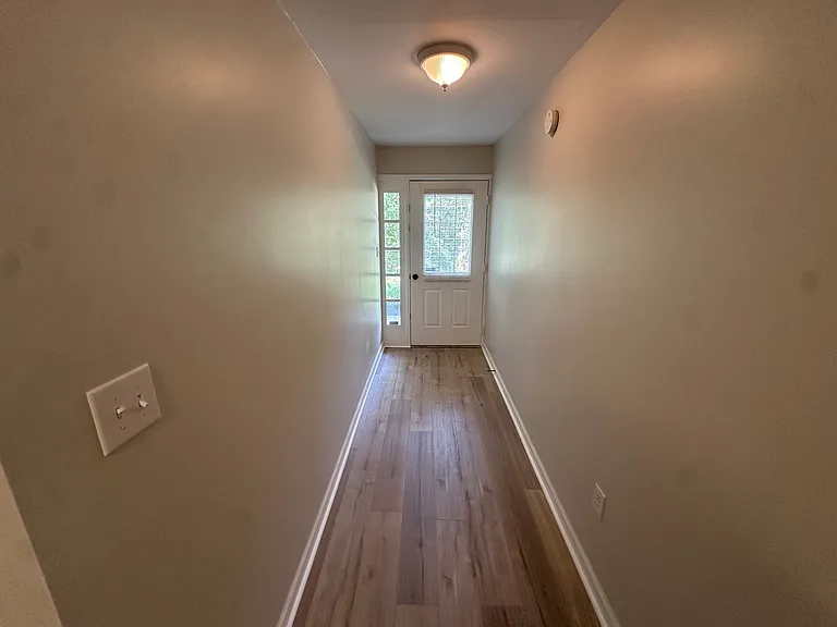9506 Fuller Rd — Photo 18