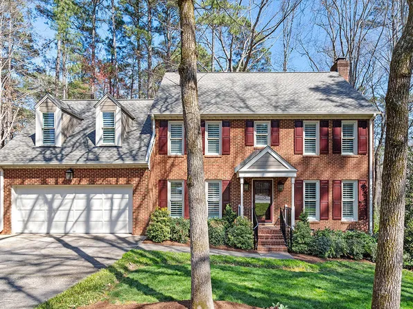 105 Lochside Dr, Cary, NC 27518