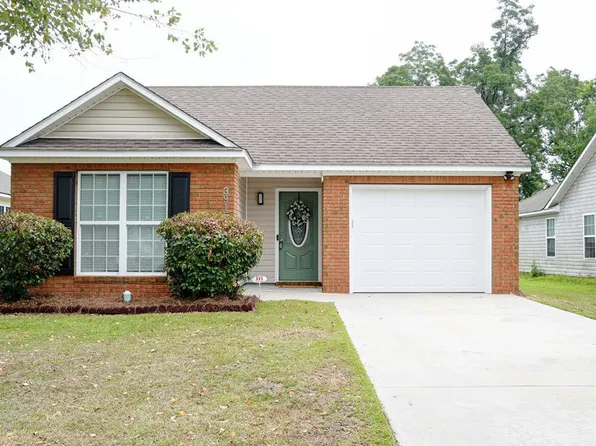 3915 Lillian Guest Cir, Valdosta, GA 31605