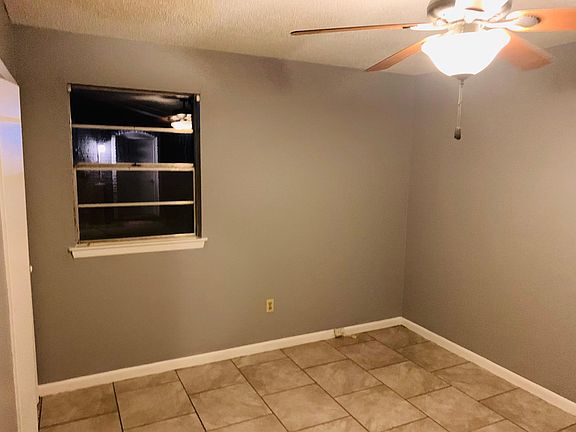 4th image of 3800 Patricia Dr