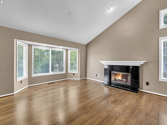 5th image of 3511 SE 139th Ave