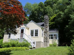 23 Lakeside Rd, Bedford Corners, NY 10549