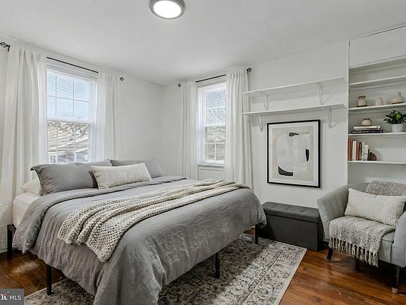 4th image of 4834-4836 Sheriff Rd NE