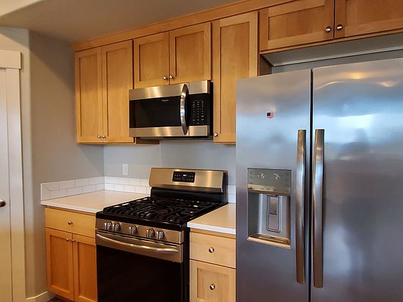 Well Equiped kitchen and all appliances