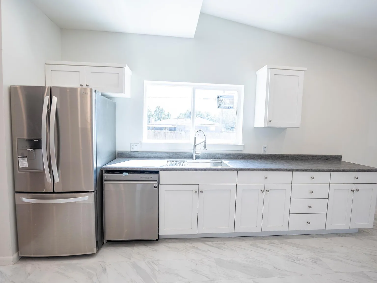 3771 S Alta Loma Dr — Photo 4