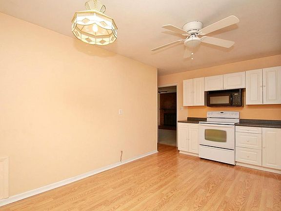 4th image of 1452 Antrim St