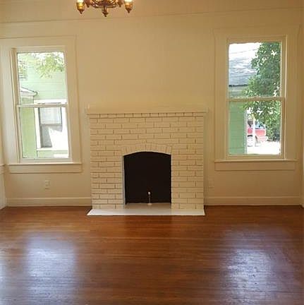 2nd image of 266 S Chestnut Ave