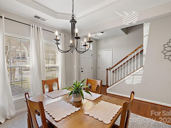 5th image of 130 Cypress Landing Dr