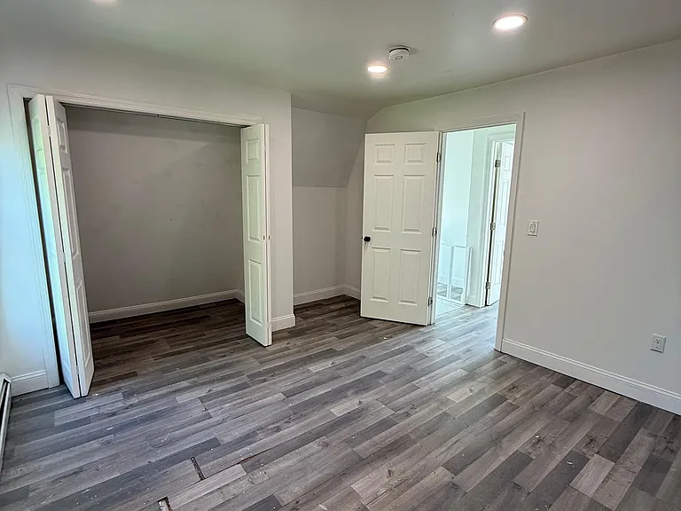410 Chadwick Ave — Photo 8