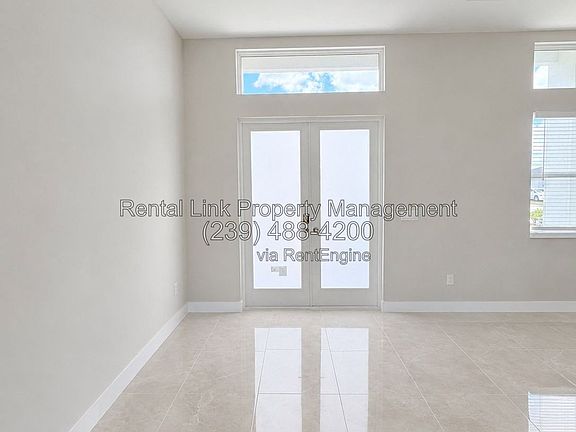 3rd image of 2116 NE 22nd Ave