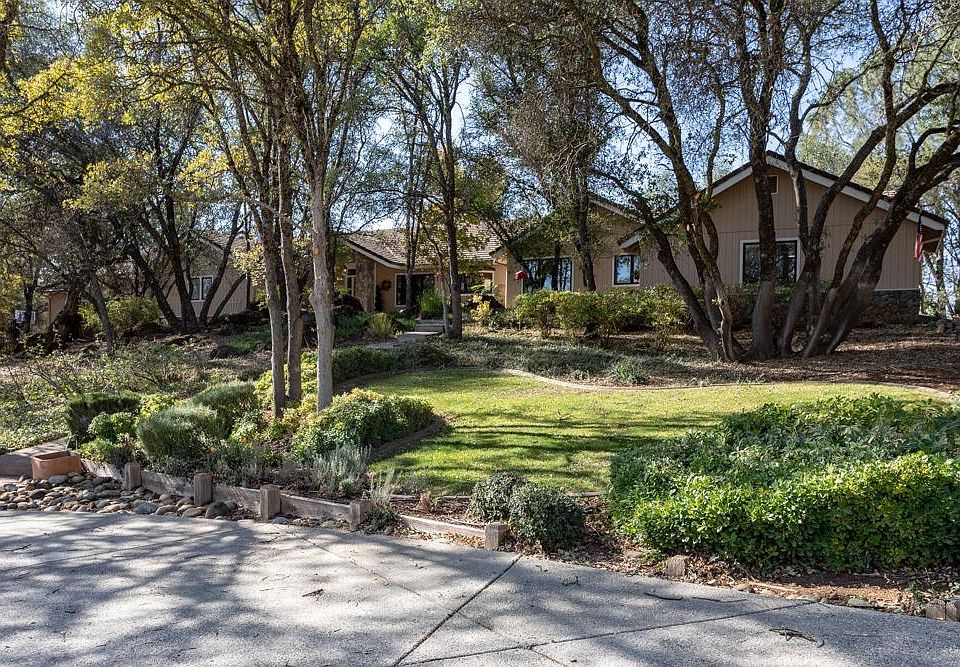 1st image of 13485 Moss Rock Dr