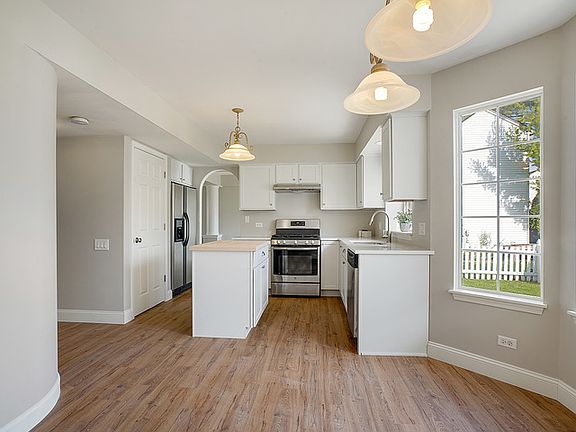 4th image of 1057 Talbot Ln