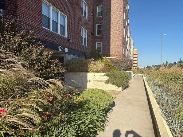 123-10 Ocean Promenade Unit 5M, Rockaway Park, NY 11694