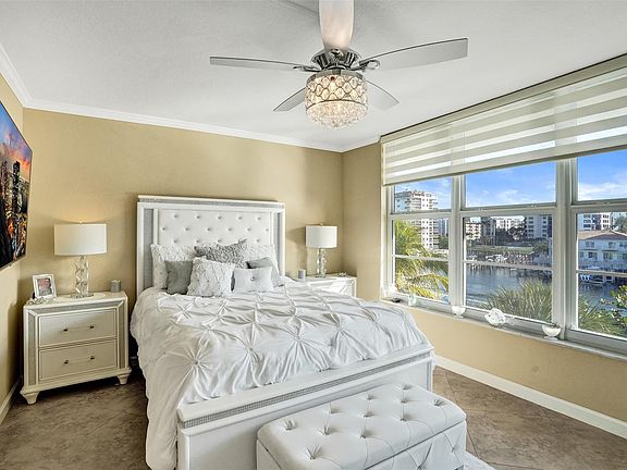4th image of 3180 NE 48th Court #404
