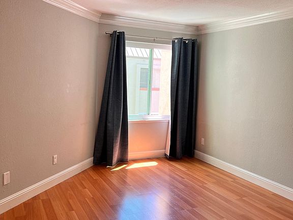5th image of 1677 Branham Park Pl