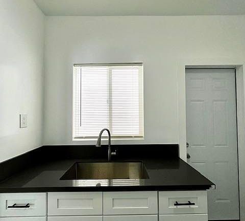 2nd image of 619 Elm Ave APT 7