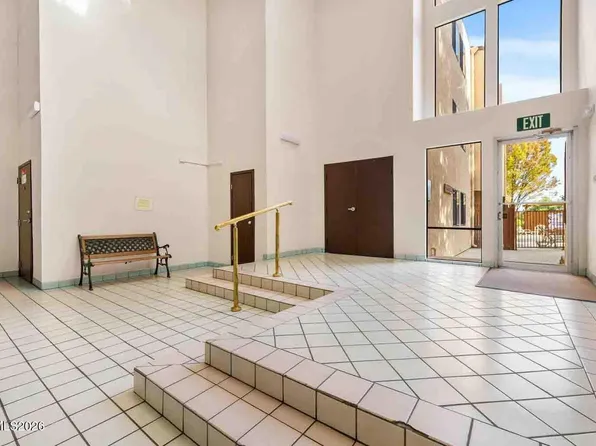 2750 Plumas St APT 320, Reno, NV 89509
