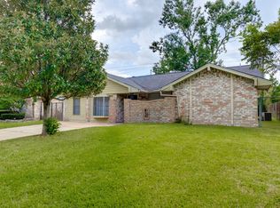 10330 Woodwick St, Houston, TX 77016