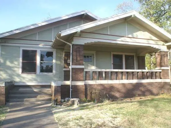 1022 W Hickory St, Denton, TX 76201