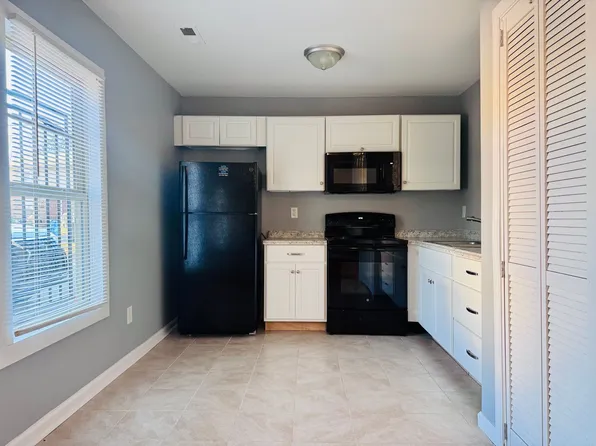 630 Middle Street, 630 Middle St APT 3, Durham, NC 27703