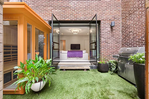 Rented by Nest Seekers International | media 18