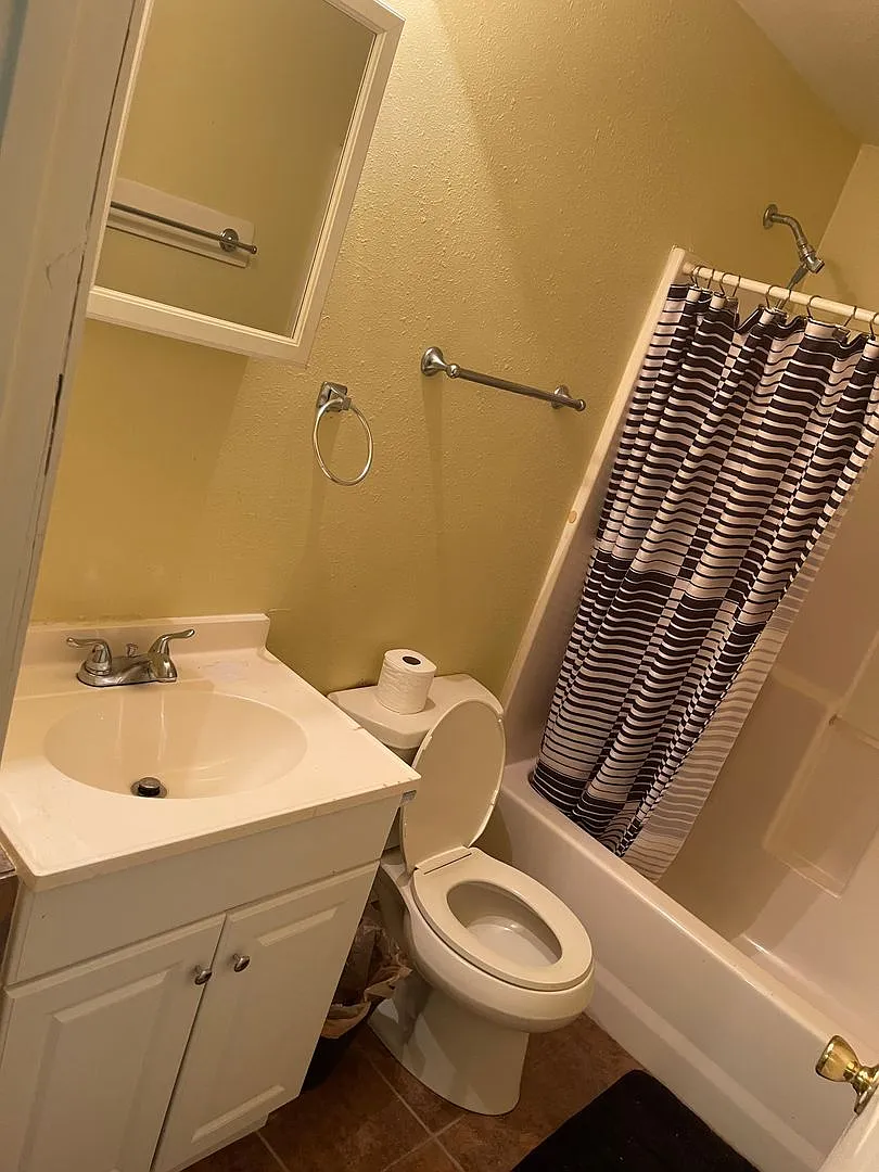 1 bedroom/1 bath — Photo 1