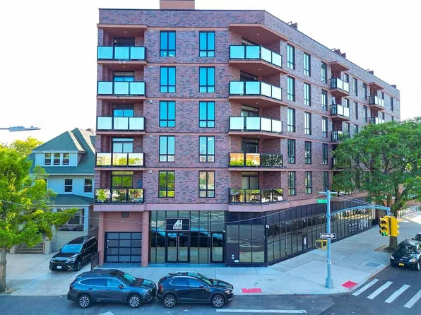 1502 W 1st St #4A, Brooklyn, NY 11204