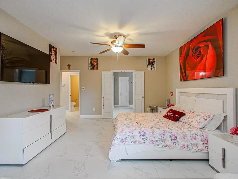 12427 Shadycrest Dr — Photo 22