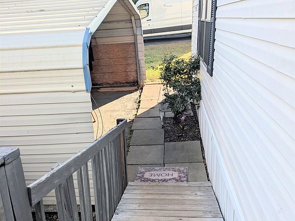 4th image of 712 Ohenry Dr