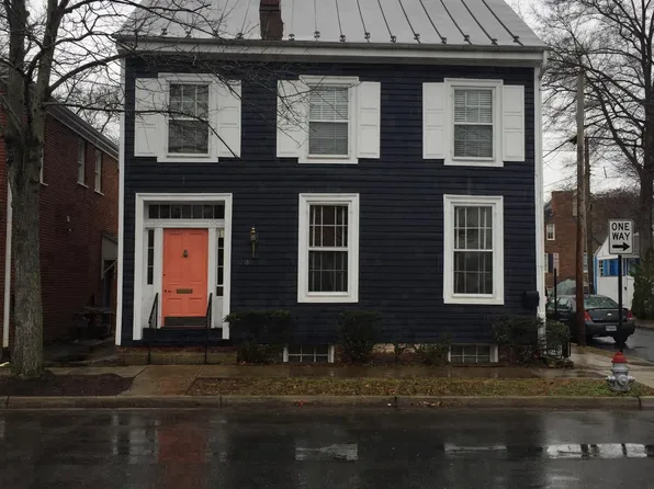 1218 Caroline St, Fredericksburg, VA 22401