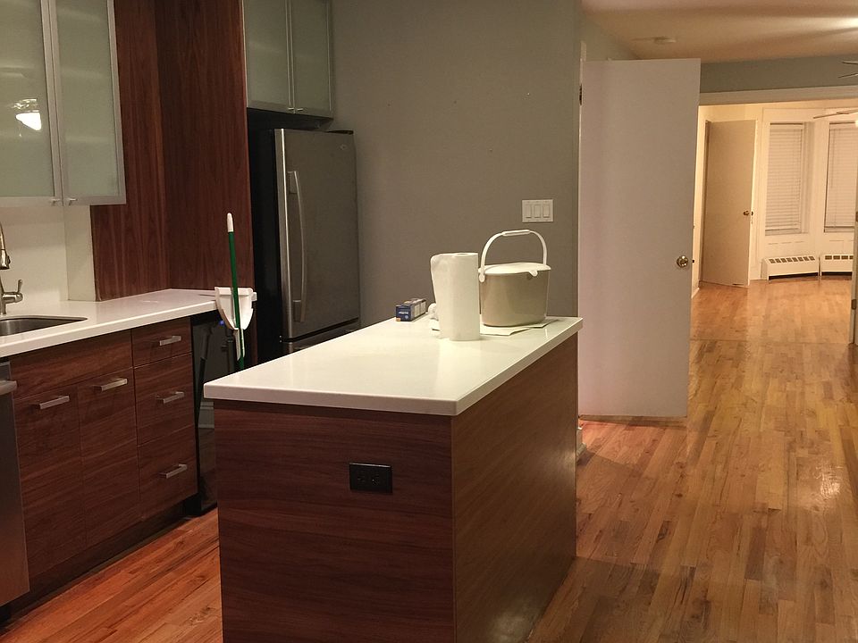 1st image of 616 Prospect Ave #1