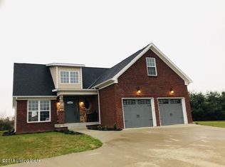 114 Poplar Wood Dr, Bardstown, KY 40004