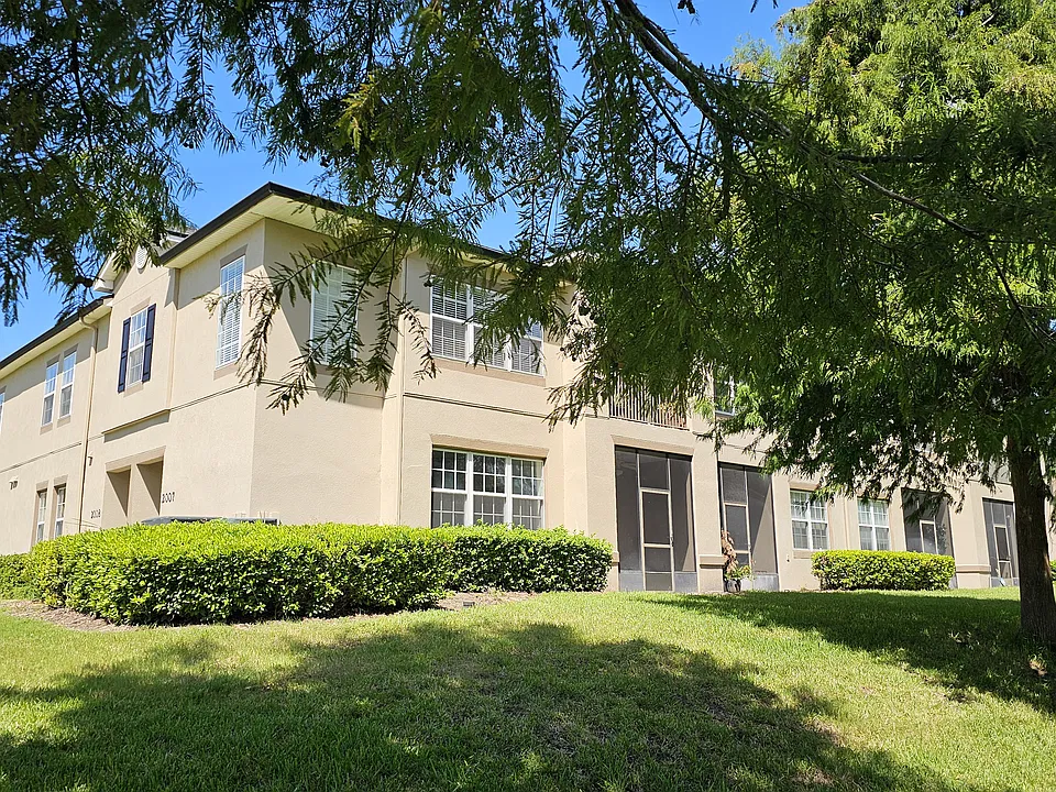 12301 Kernan Forest Blvd #2000